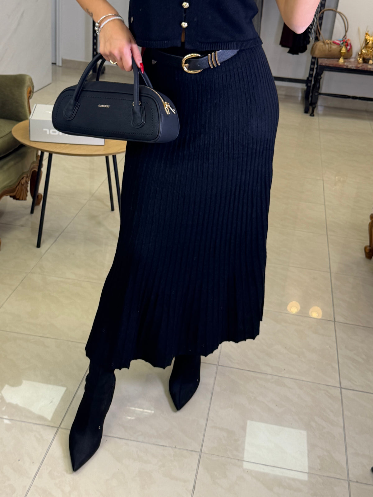 Élite Pleated Knit Skirt