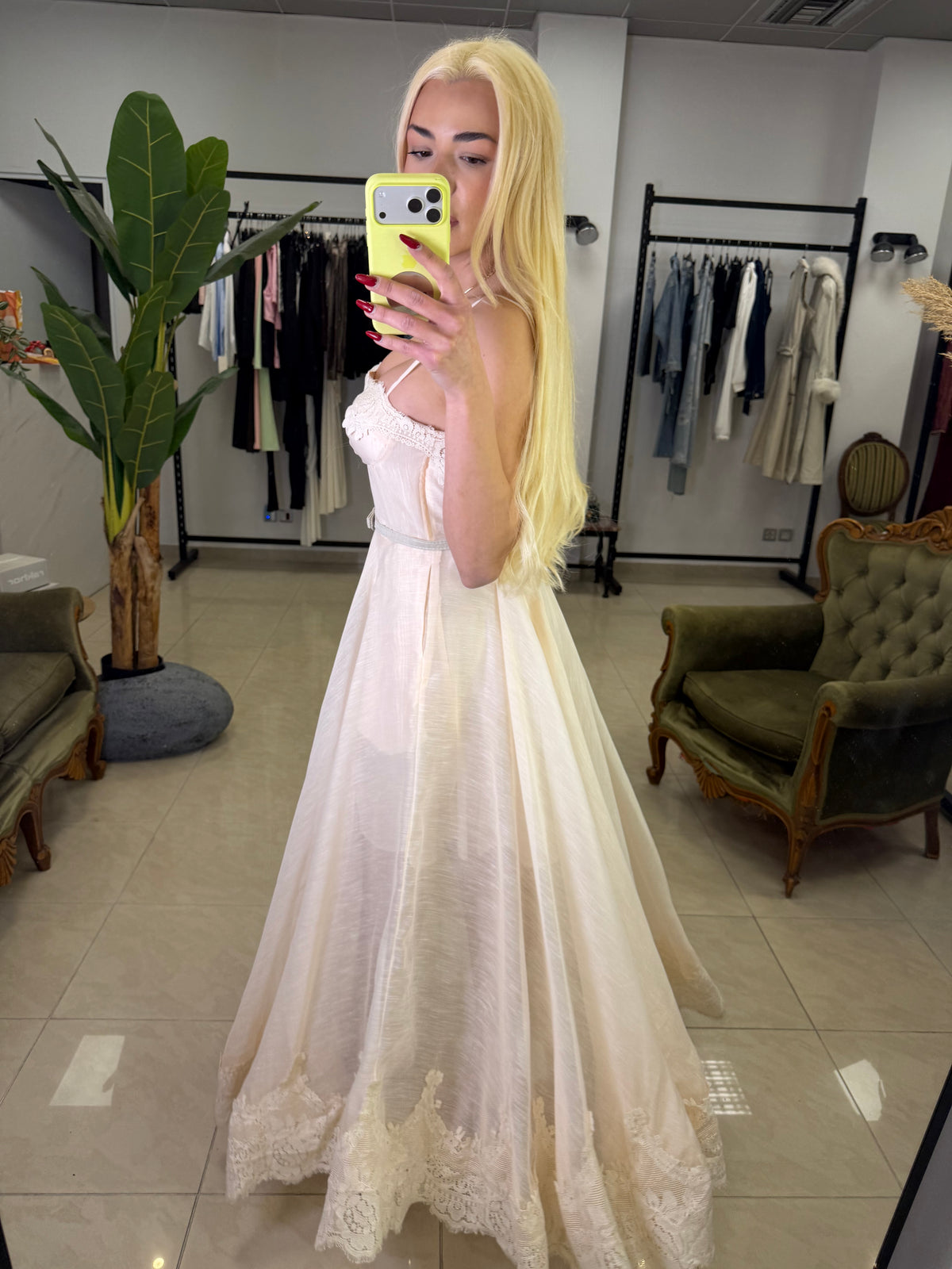 Élise Lace Dress